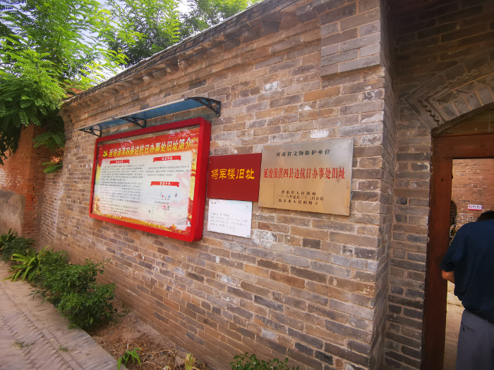 8a3c296efbe3776bcba5c8c4fd83bd9.jpg 8a3c296efbe3776bcba5c8c4fd83bd9.jpg