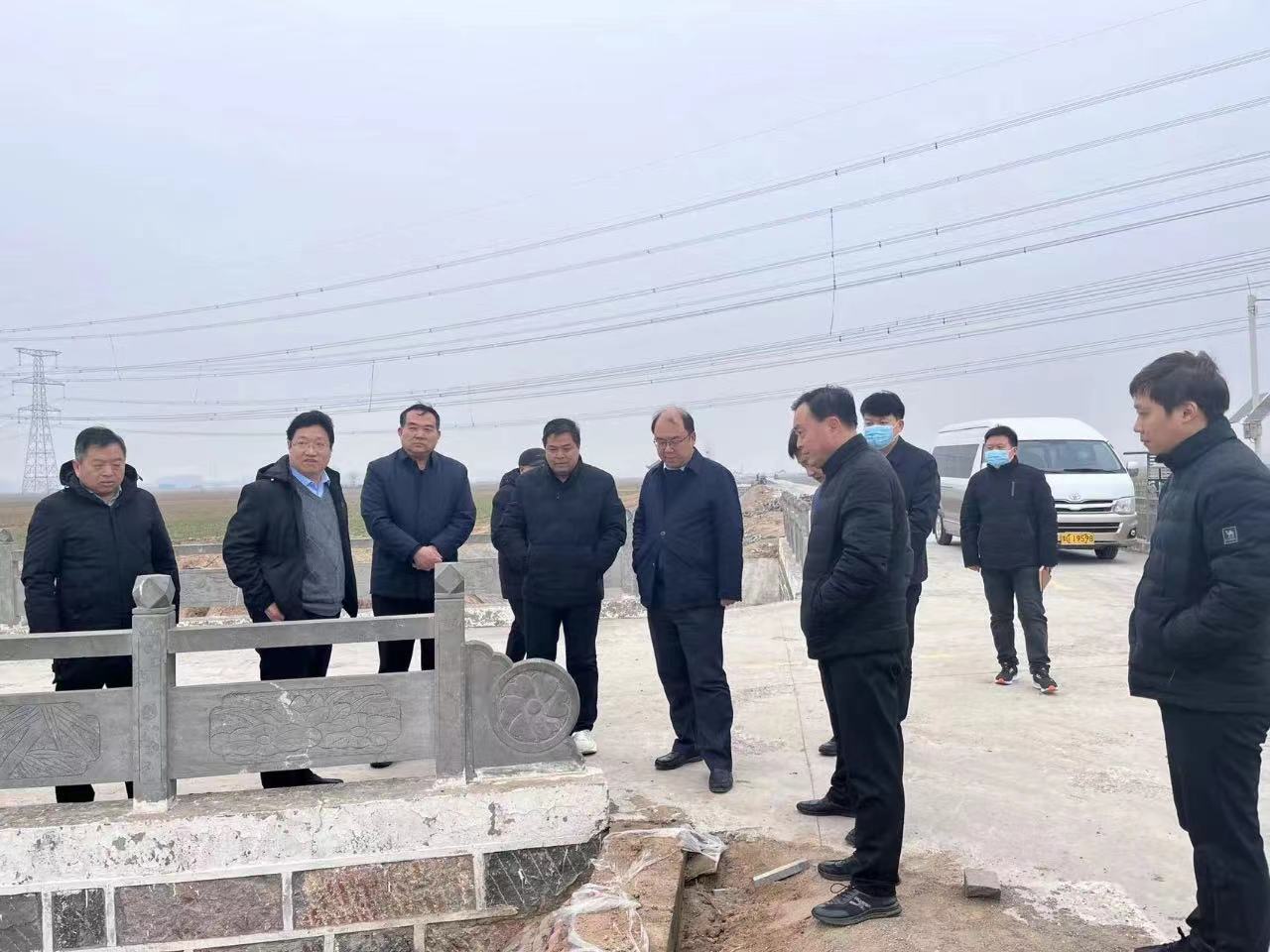 农田.jpg 农田.jpg