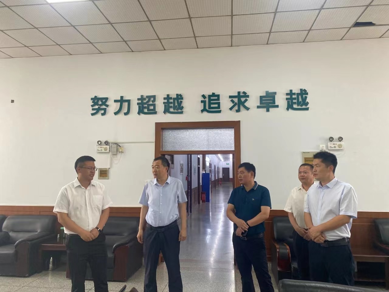 李中耀.jpg 李中耀.jpg