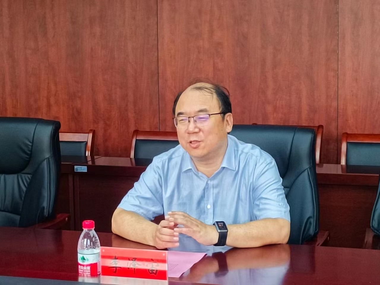 鱼水情1.jpg 鱼水情1.jpg