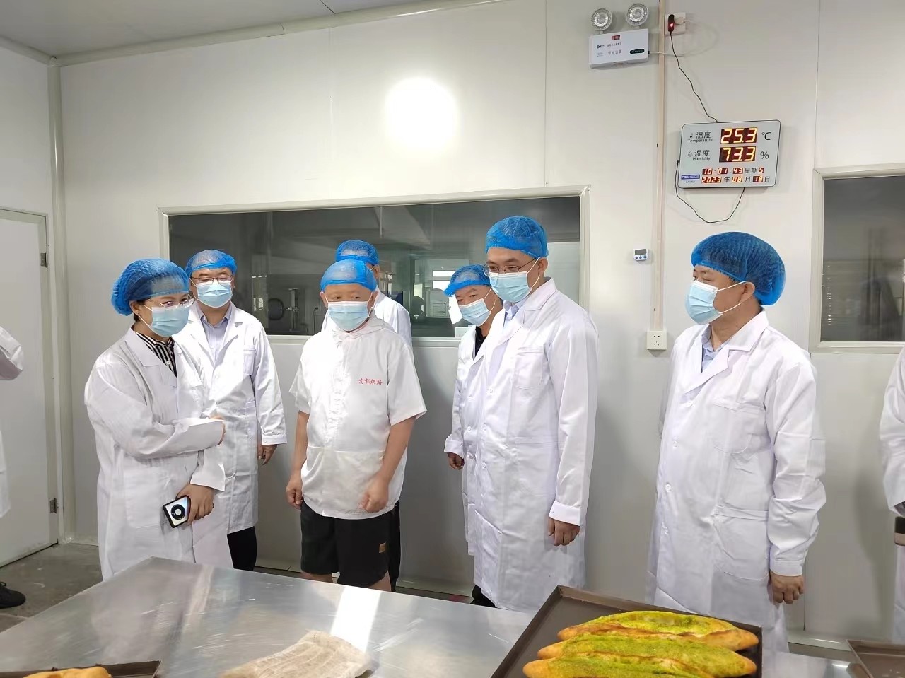 杨延玲1.jpg 杨延玲1.jpg