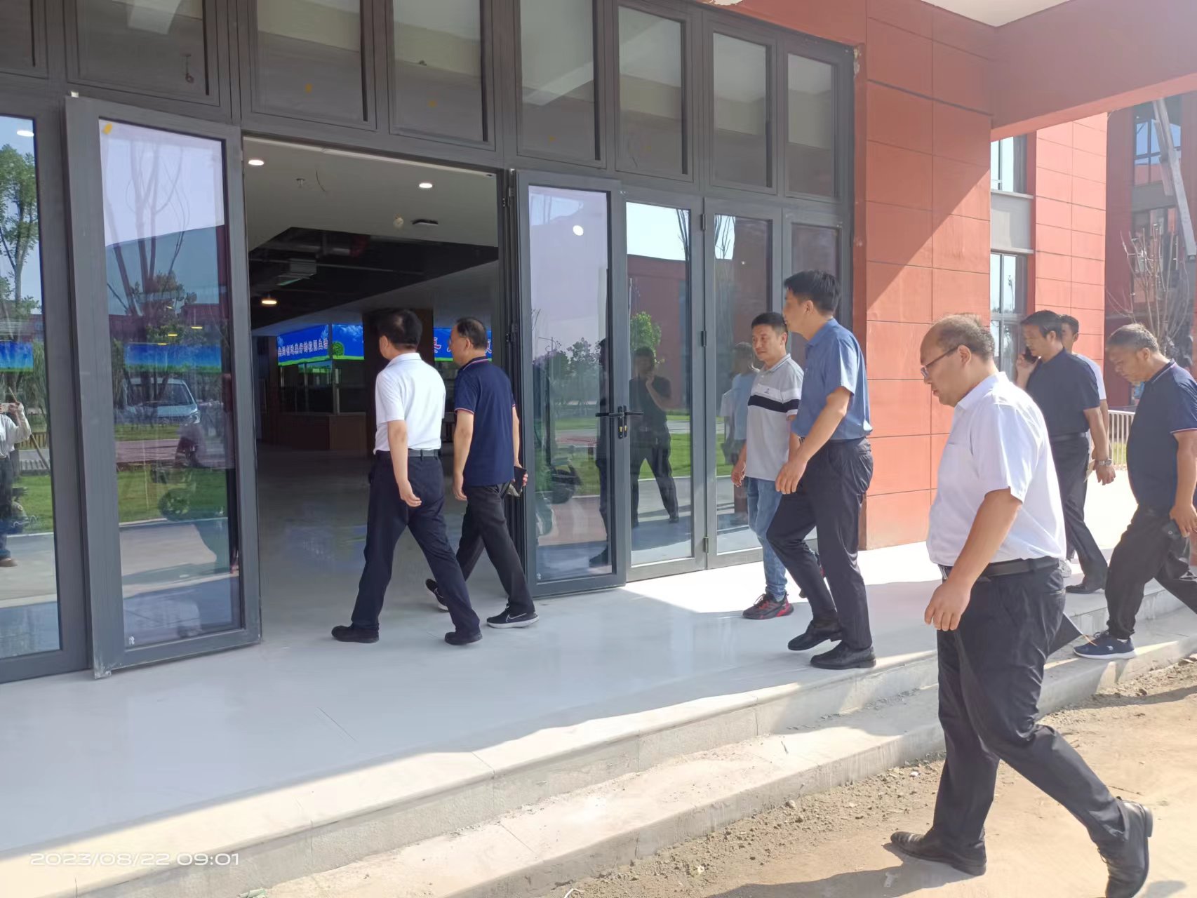 一中.jpg 一中.jpg