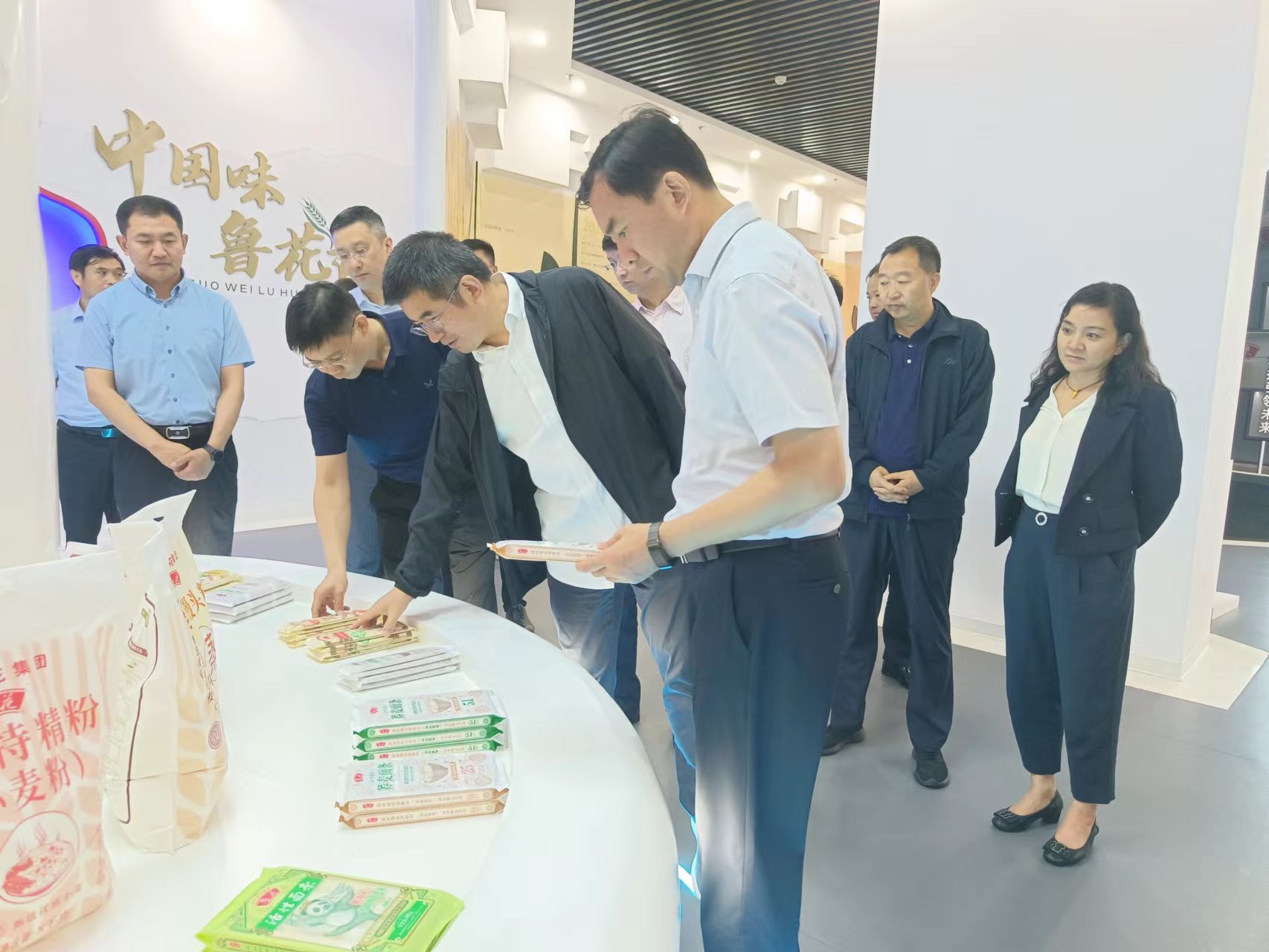 上海1.jpg 上海1.jpg