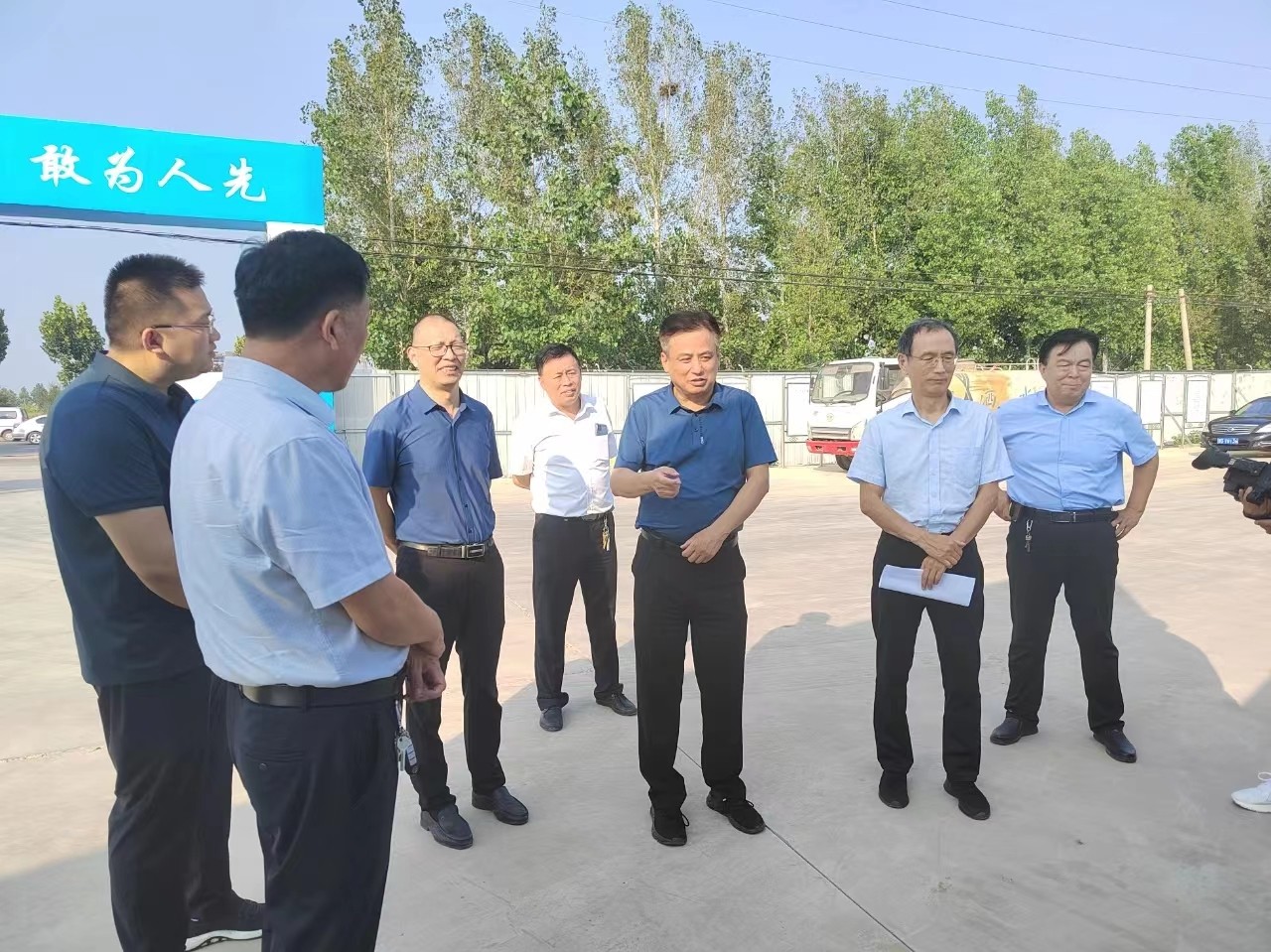 李军1.jpg 李军1.jpg