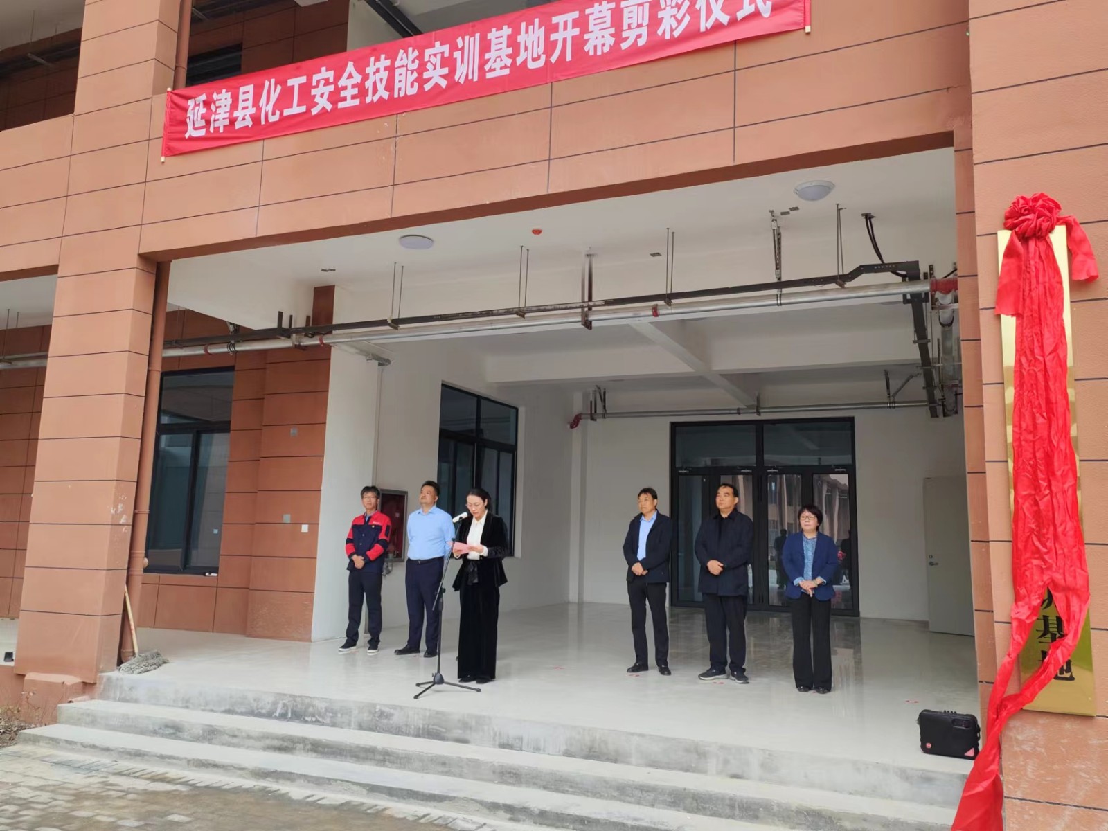 技能.jpg 技能.jpg