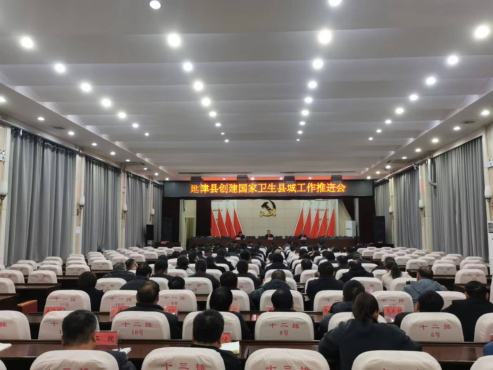 840121411.jpg 840121411.jpg