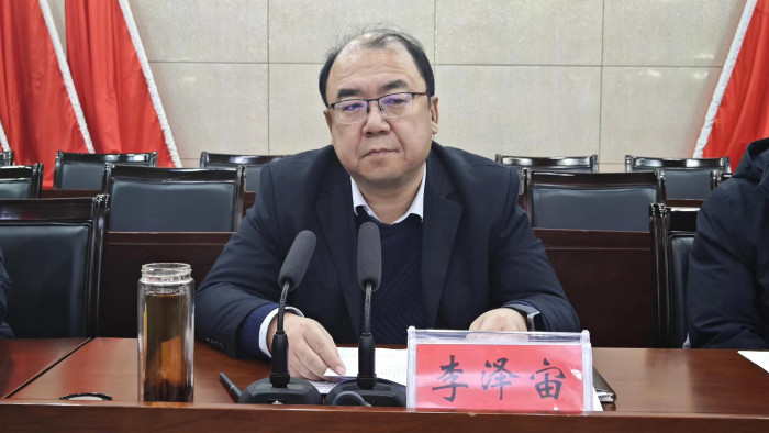 李泽宙1.jpg 李泽宙1.jpg