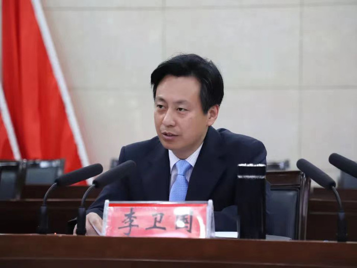 李卫国.jpg 李卫国.jpg