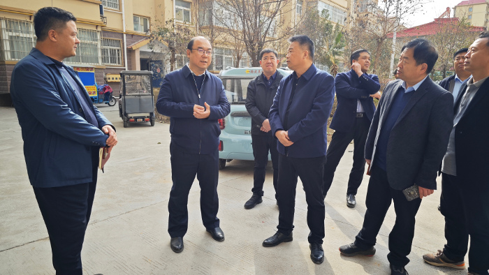 李泽宙1.jpg 李泽宙1.jpg