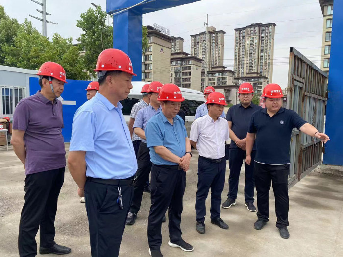 张帆1.jpg 张帆1.jpg