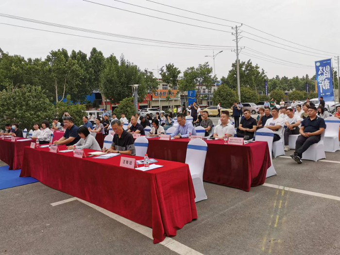 501626176.jpg 501626176.jpg