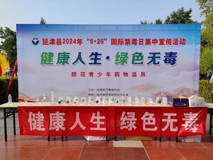 925619709.jpg 925619709.jpg