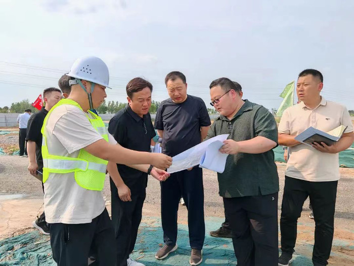 2045436861.jpg 2045436861.jpg