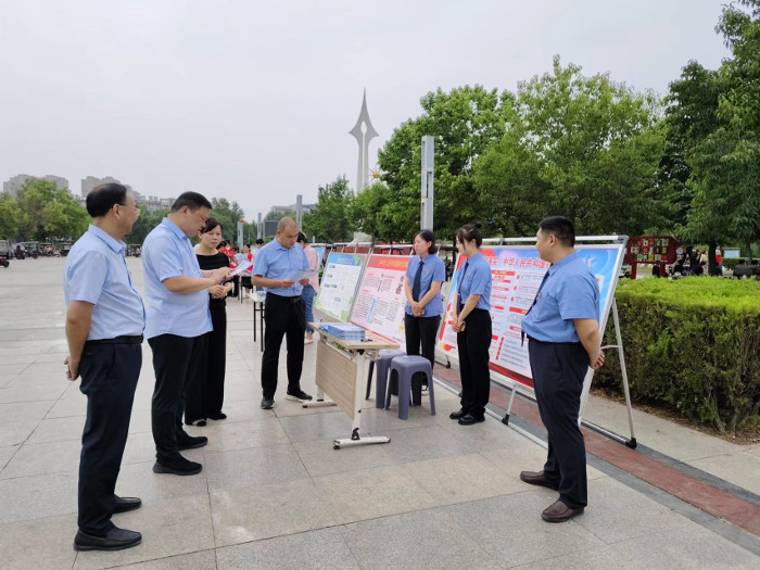 1247446999.jpg 1247446999.jpg