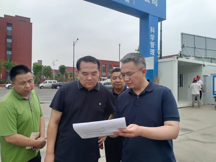 2051116957.jpg 2051116957.jpg