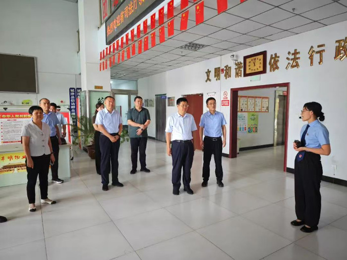 2062719556.jpg 2062719556.jpg