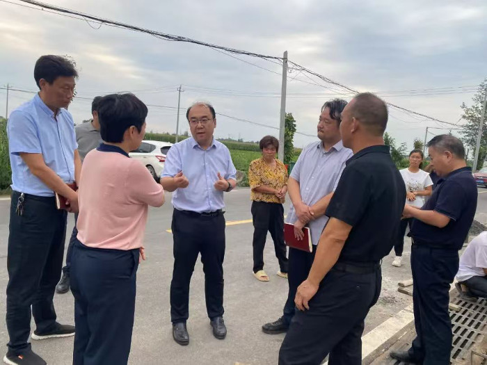 1254168457.jpg 1254168457.jpg