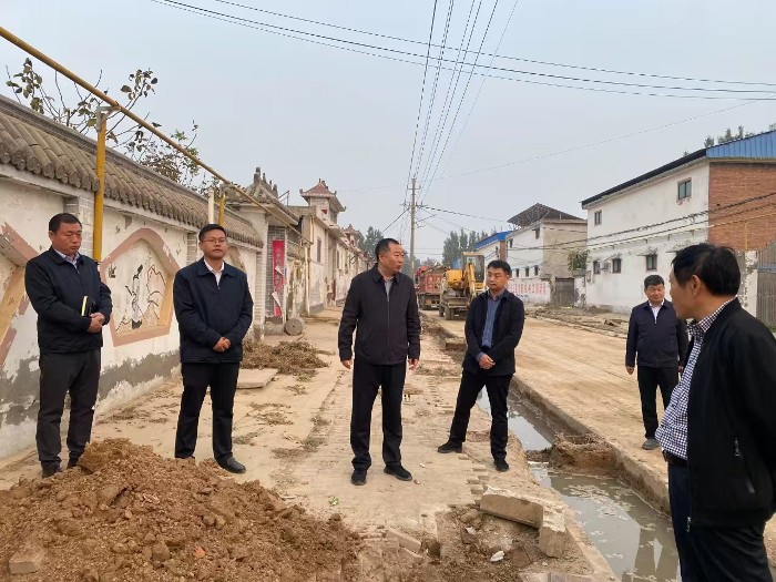 1803905130.jpg 1803905130.jpg