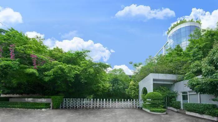 102288099.jpg 102288099.jpg